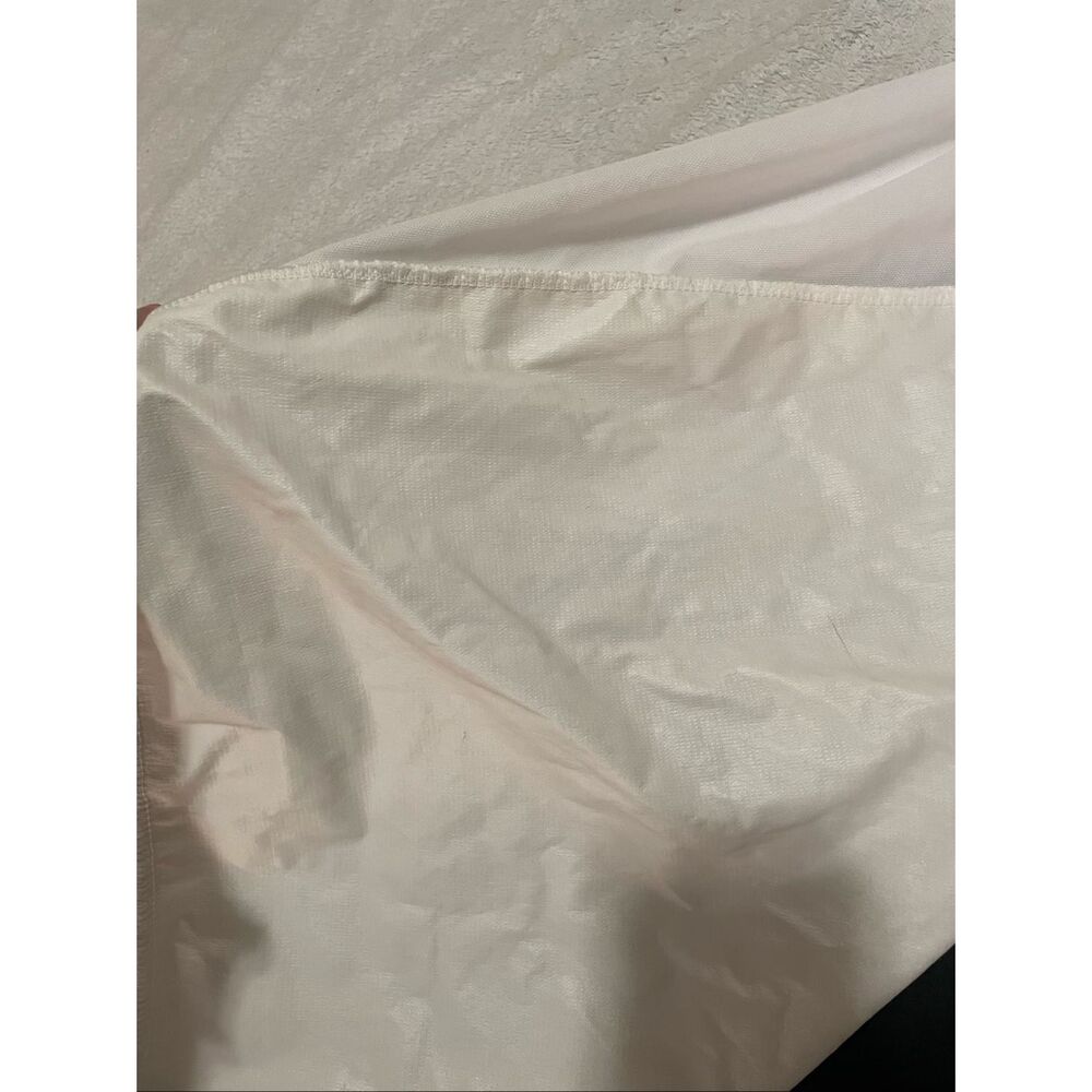 Protect-a-bed protective cover for full size bed 54x75x14” polyester/cotton - Picture 4 of 6